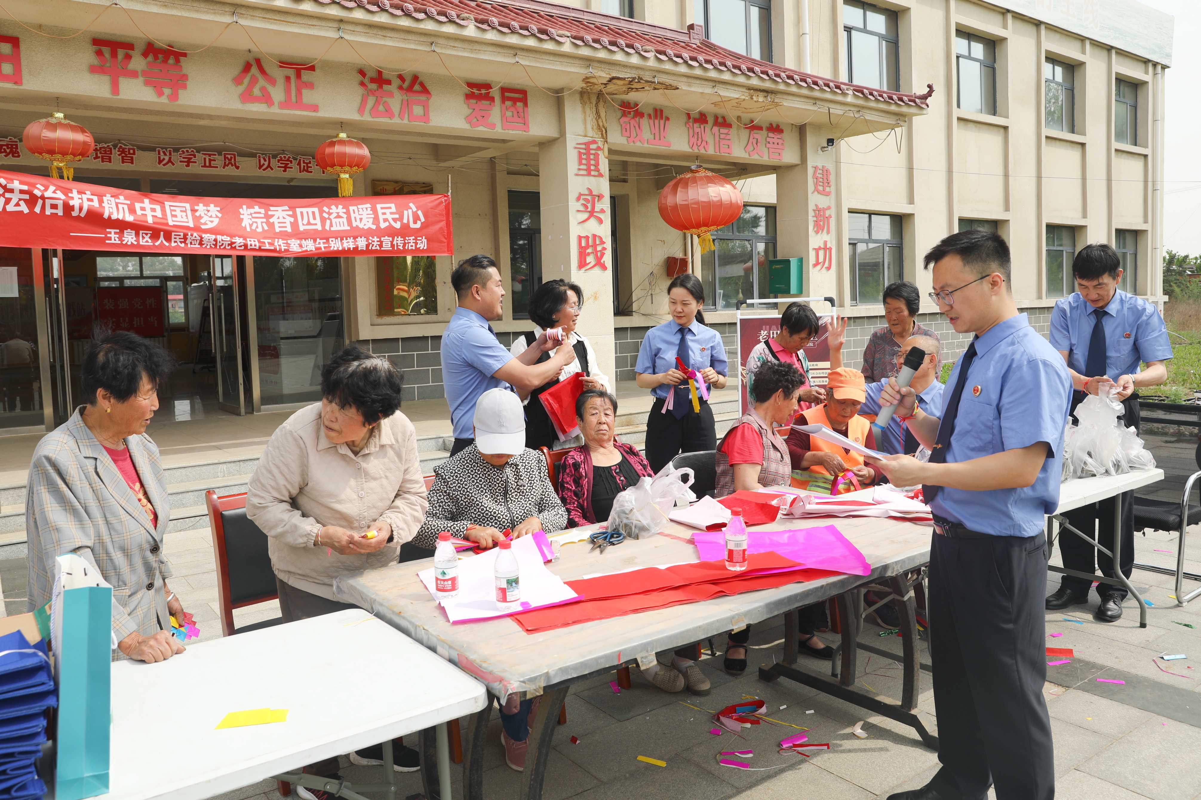 蒙马玉检丨玉泉区人民检察院开展丰富多彩的民法典宣传活动5.jpg